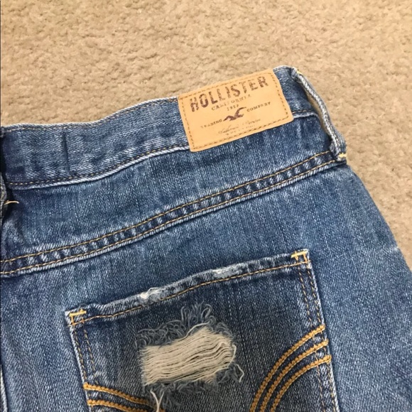 Women’s Hollister Shorts - Picture 5 of 6